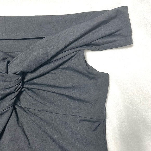 Aritzia Black Off-Shoulder Twist Contour Bodycon Top - Picture 7 of 10